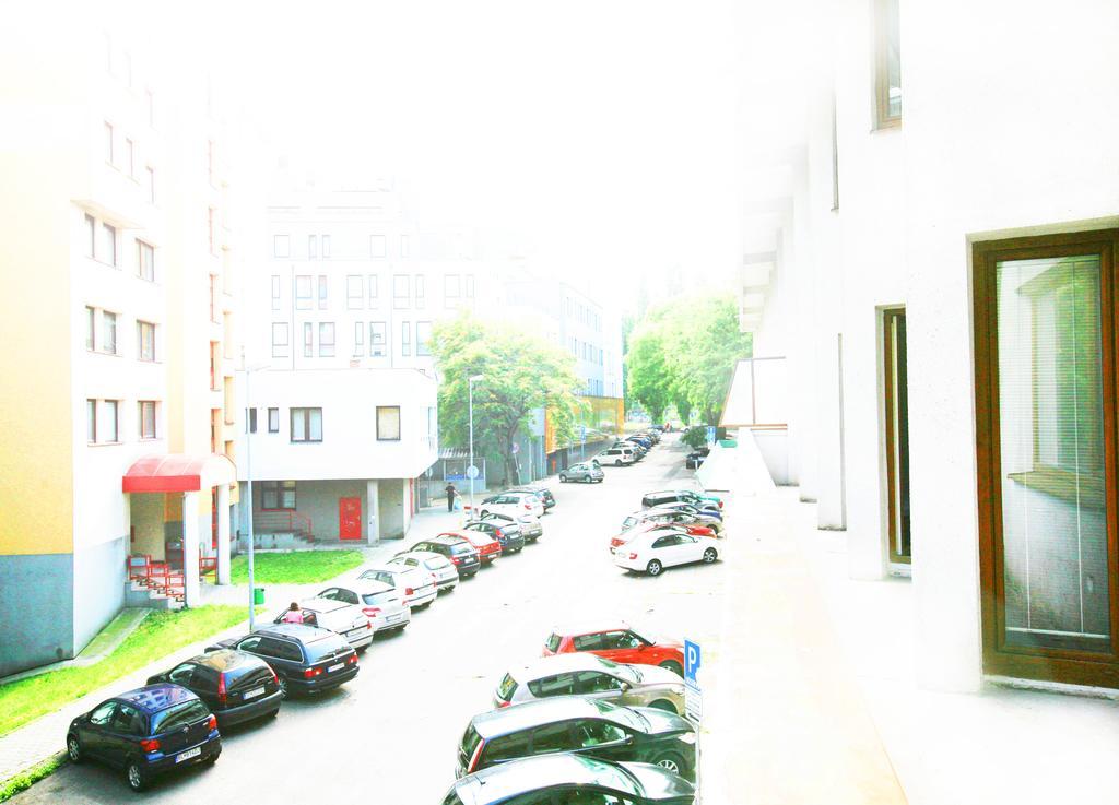 Hostel Bratislava By Freddie Eksteriør billede